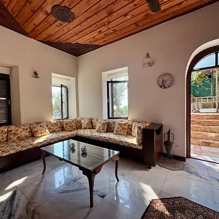 Luna Sea View With Private Pool Alanya